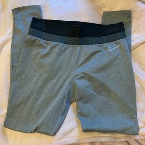 Grey Nike leggings